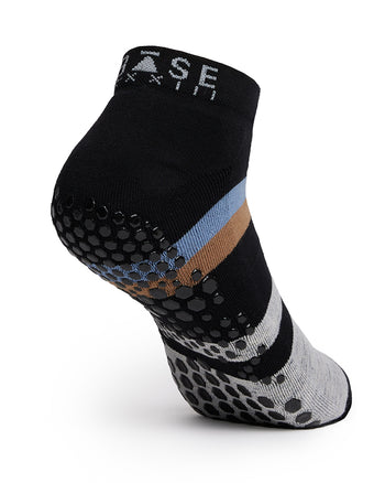 Base33 Low Rise Grip Socks | Socks > Grip | Base33 – ToeSox | Tavi | Vooray