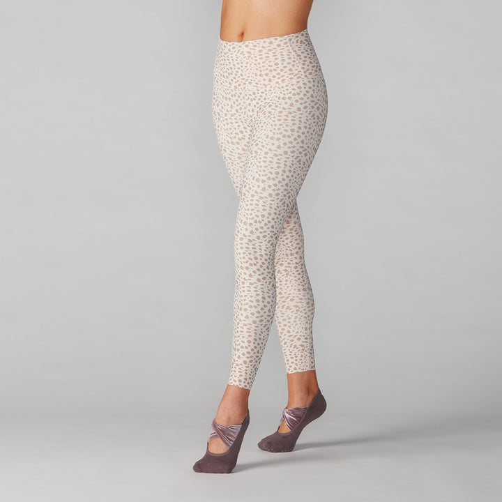 # High Waisted 7/8 Leggings * | Bottoms > Leggings | Tavi – ToeSox | Tavi | Vooray