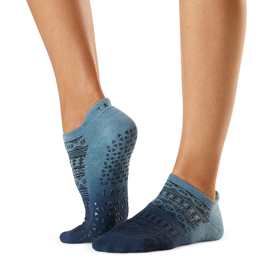 Savvy Breeze Grip Socks * – ToeSox, Tavi