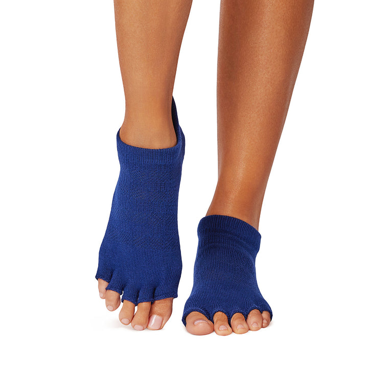 Half Toe Low Rise Grip Socks | Socks > Grip | ToeSox – ToeSox | Tavi | Vooray