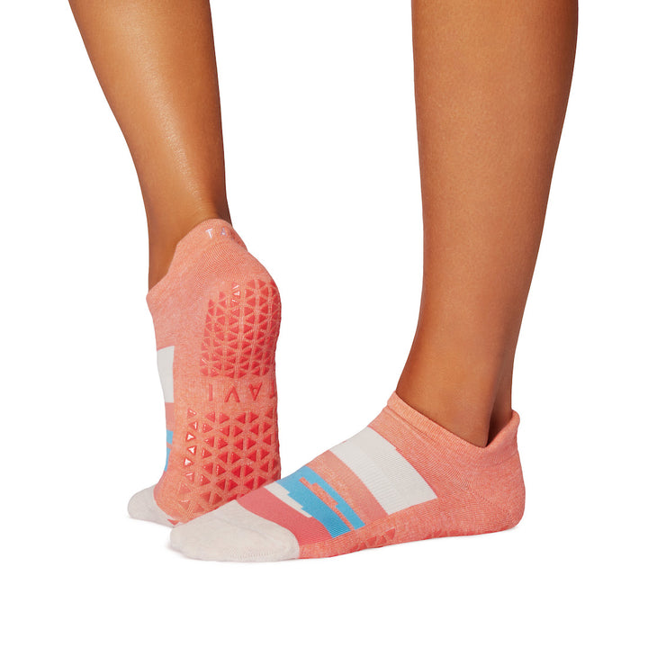 Savvy Grip Socks | Socks > Grip | Tavi – ToeSox | Tavi | Vooray