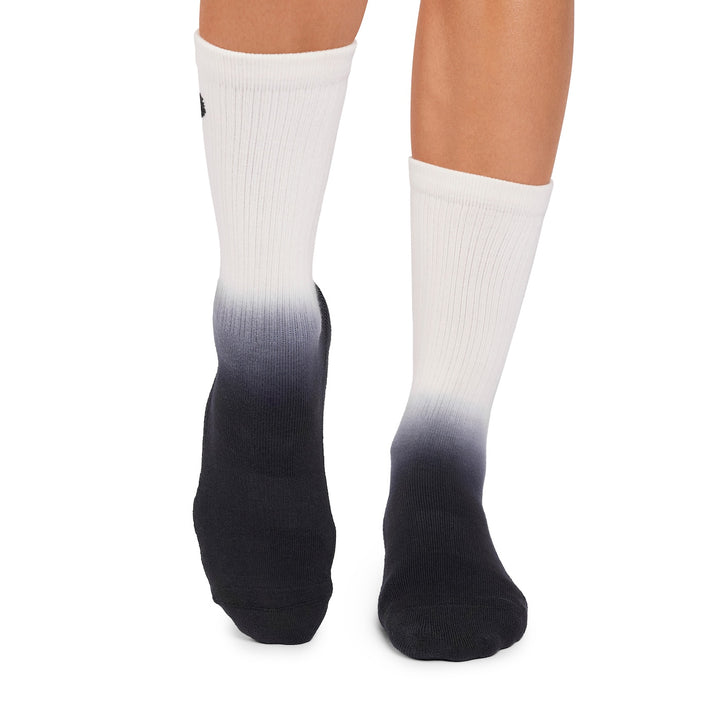 Kai Grip Socks | Socks > Grip | Tavi – ToeSox | Tavi | Vooray