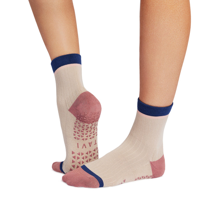 Aria Grip Socks | Socks > Grip | Tavi – ToeSox | Tavi | Vooray