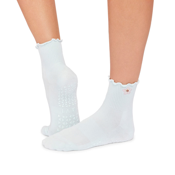 Aria Grip Socks | Socks > Grip | Tavi – ToeSox | Tavi | Vooray