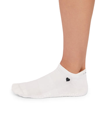 Savvy Grip Socks | Socks > Grip | Tavi – ToeSox | Tavi | Vooray