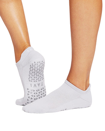 Savvy Tec Grip Socks | Socks > Grip | Tavi – ToeSox | Tavi | Vooray