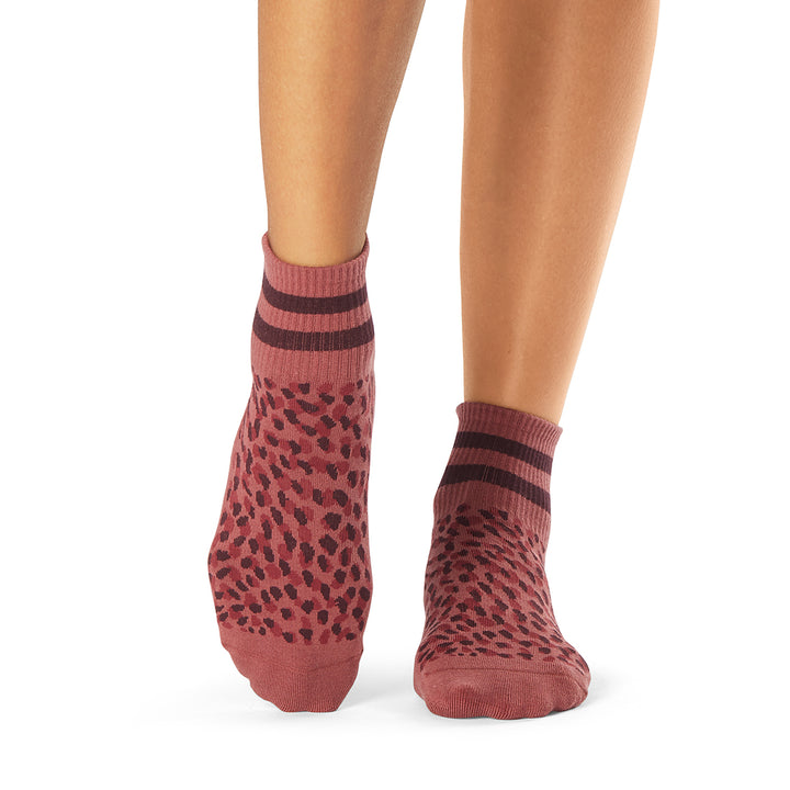 Aria Grip Socks * | Socks > Grip | Tavi – ToeSox | Tavi | Vooray