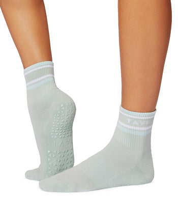 Aria Grip Socks | Socks > Grip | Tavi – ToeSox | Tavi | Vooray
