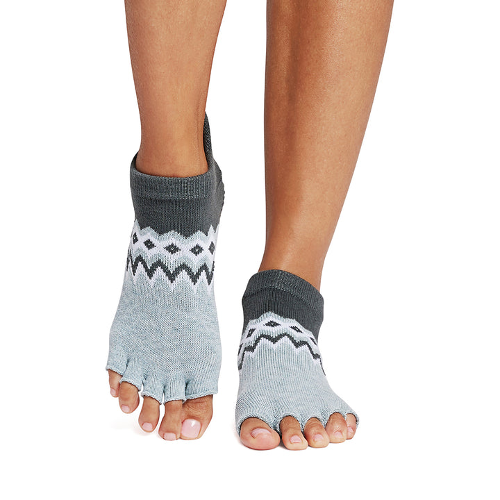 Half Toe Low Rise Grip Socks (Copy) | Socks > Grip | ToeSox – ToeSox | Tavi | Vooray