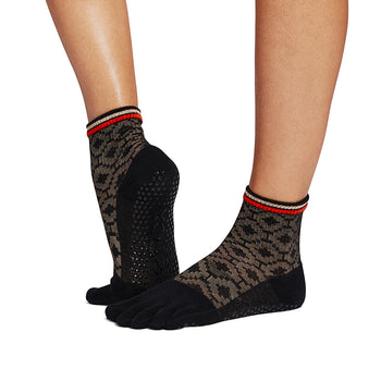 Full Toe Melody Grip Socks | Socks > Grip | ToeSox – ToeSox | Tavi | Vooray