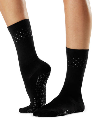 Women's Grip Socks | Grip Socks for Women | Tavi Active – ToeSox | Tavi