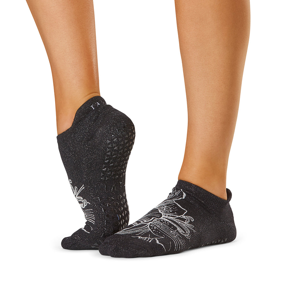 Tavi Noir Savvy Low Rise Fashion Sock Non-Slip Grip (Ebony) Small