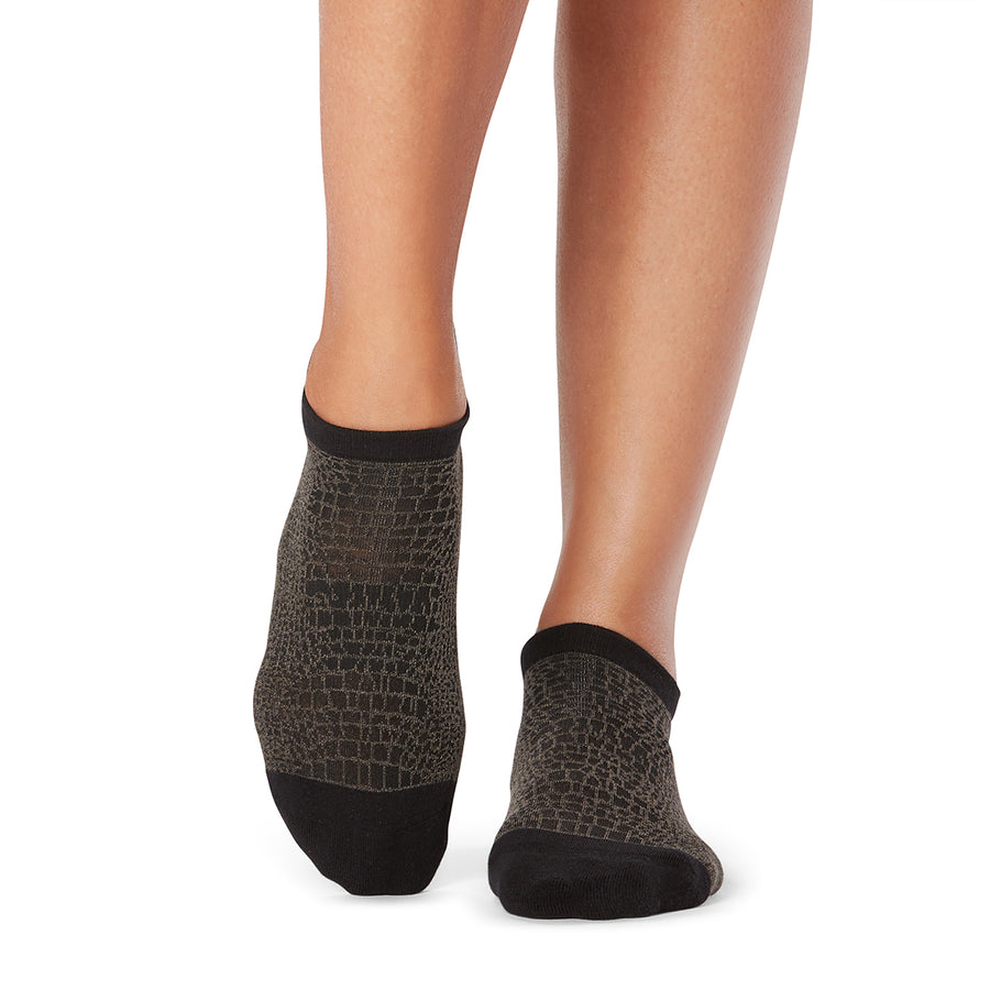 Tavi Noir Adult Savvy Ankle Socks (9-11)