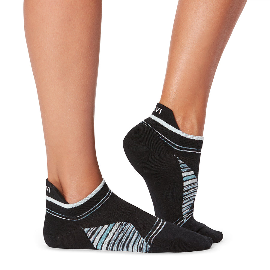 TAVI NOIR Taylor Cushion Socks for Run, Hike, Bike - No Show Sport Socks,  Cloud, Extra Large at  Men's Clothing store